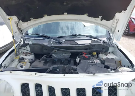 2014 Jeep Patriot Sport from USA, damaged, VIN 1C4NJRBB4ED810768
